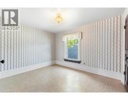 43 MCNAUGHTON Street - 24