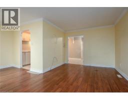 219 DEVERON Crescent - 16