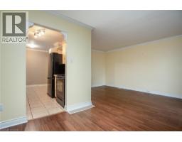 219 DEVERON Crescent - 18