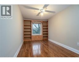 219 DEVERON Crescent - 32