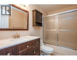 219 DEVERON Crescent - 34