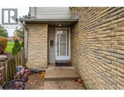 219 DEVERON Crescent - 4