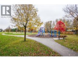 219 DEVERON Crescent - 44