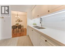 10 HOLBORN Court UnitNo. 28 - 7