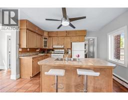 22 TOLHURST Avenue - 15