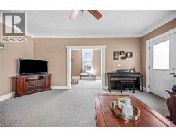 22 TOLHURST Avenue - 8