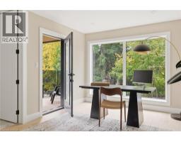 95 WILLIAM Street W - 25