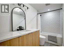 95 WILLIAM Street W - 42