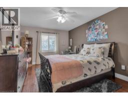 211 TERRACE WOOD Crescent - 18