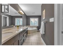 211 TERRACE WOOD Crescent - 22