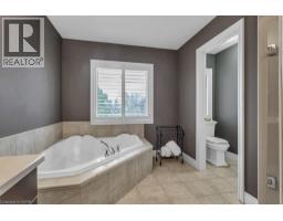 211 TERRACE WOOD Crescent - 24