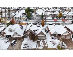 211 TERRACE WOOD Crescent - 41