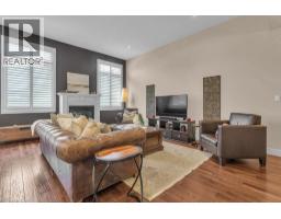 211 TERRACE WOOD Crescent - 5