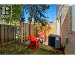 445 KINGSCOURT Drive UnitNo. 6 - 18