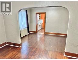 227 HEAD Street N - 10