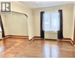 227 HEAD Street N - 17