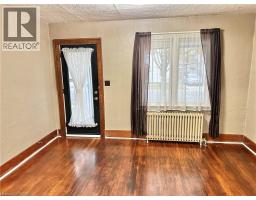 227 HEAD Street N - 9