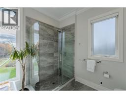 32 SUNNINGHILL Drive - 23