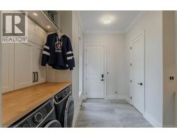 32 SUNNINGHILL Drive - 24