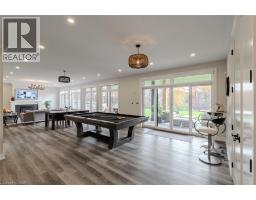 32 SUNNINGHILL Drive - 33