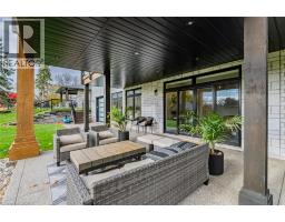 32 SUNNINGHILL Drive - 40