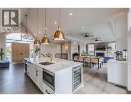 32 SUNNINGHILL Drive - 8