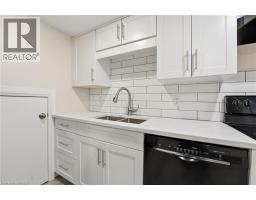 31 OAKWOOD Avenue - 34