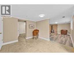 21 CYPRUS Drive - 32