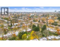 21 CYPRUS Drive - 44