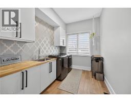 397 CAITHNESS Street E - 18