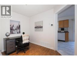 127 ESSEX POINT Drive - 13