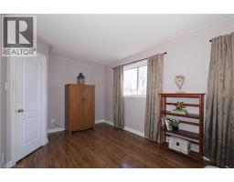 127 ESSEX POINT Drive - 26