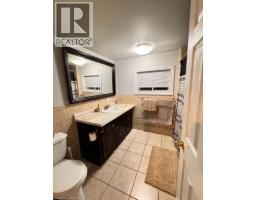 130 UNION Street W - 13