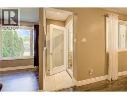 127 JANSEN Avenue - 6