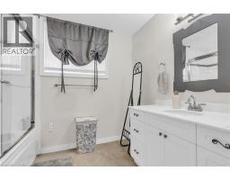 12 STARLIGHT Lane - 14