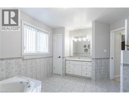 62 ORIOLE Crescent - 20