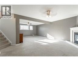 62 ORIOLE Crescent - 24