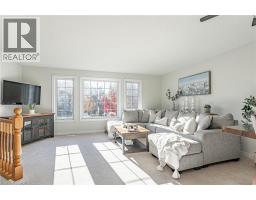 62 ORIOLE Crescent - 7