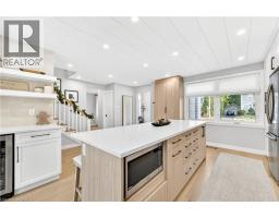 192 CENTRAL Drive - 10