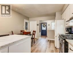 44 REINER Crescent E - 14