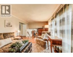 44 REINER Crescent E - 18