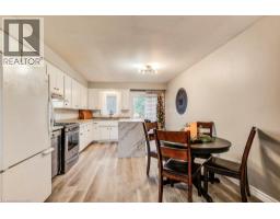 44 REINER Crescent E - 8