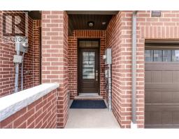 10 BIRMINGHAM Drive UnitNo. 4 - 3