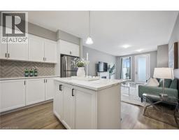 261 WOODBINE Avenue UnitNo. 35 - 15