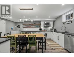 219 WALKER Street - 32