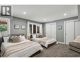 219 WALKER Street - 36