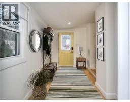 2 ESSON Street - 25