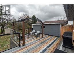 266 MELROSE Avenue - 39