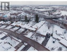 134 PUSEY Boulevard - 36