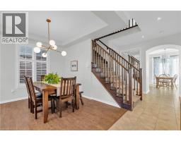 36 BEATTIE Crescent - 10